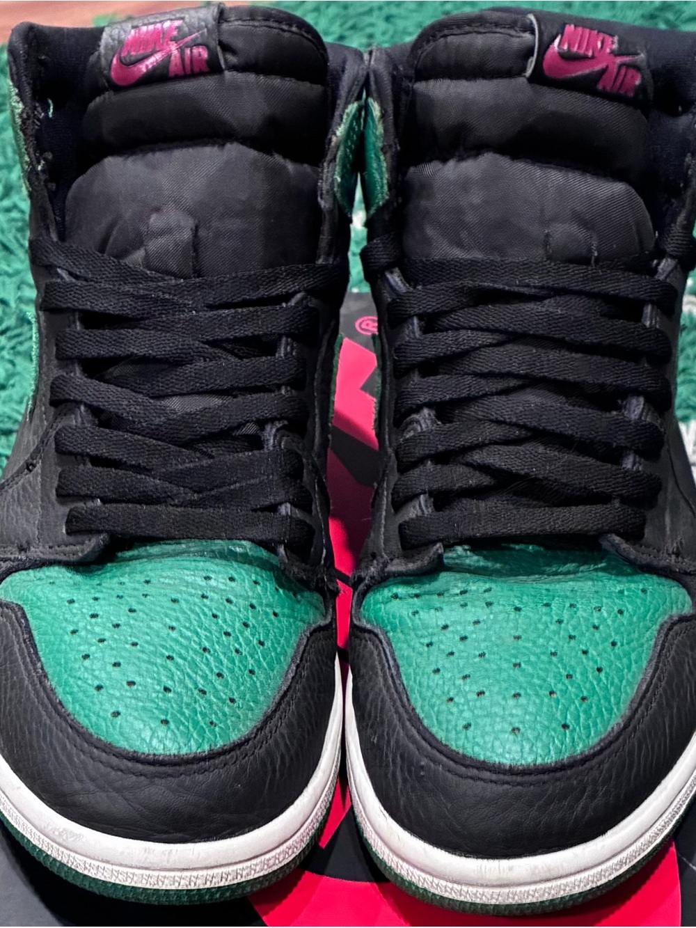 Jordan 1 Retro High OG Pine Green 2.0 Size 10 Pre-Owned/Used OG ALL 100%AUTHENTI - Picture 3 of 9